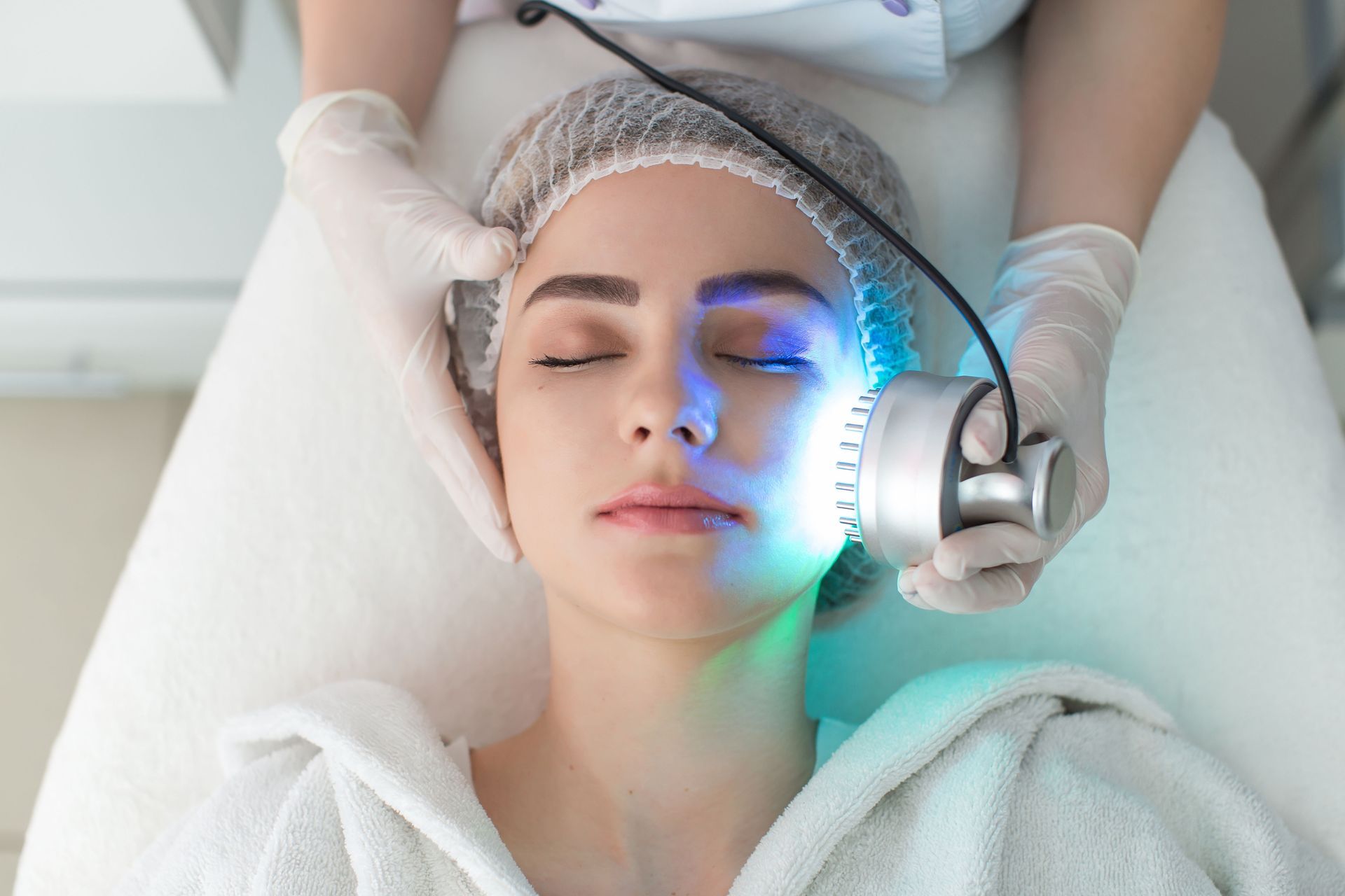 The Path to Becoming a Skin Care Specialist